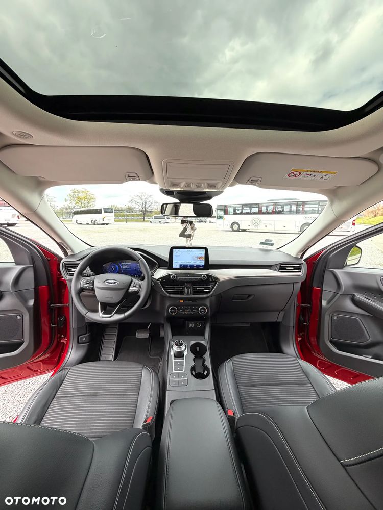 Ford Kuga 2.5 FHEV FWD Titanium X - 12