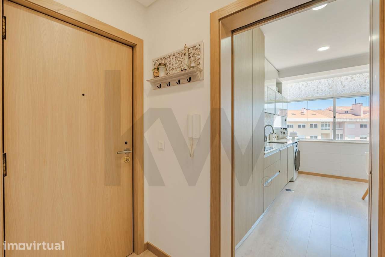 T2 Totalmente Renovado com Garagem e Arrumo | Conforto Moderno às Port - Grande imagem: 5/44