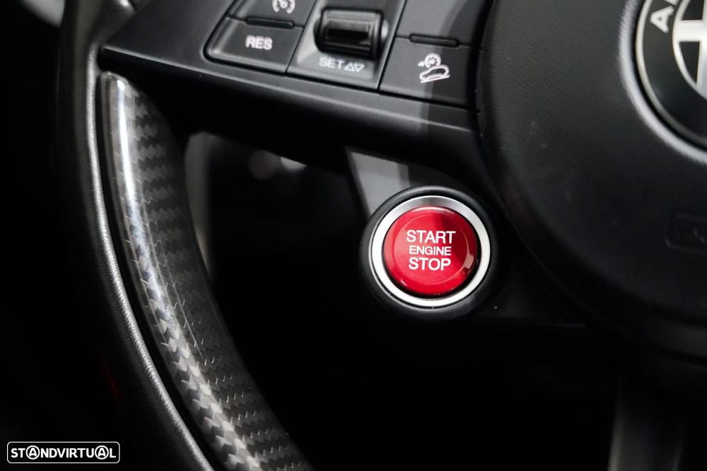 Alfa Romeo Stelvio 2.9 T Quadrifoglio AT8 Q4 - 22