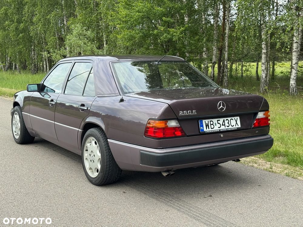 Mercedes-Benz W124 (1984-1993) - 12