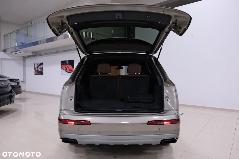 Audi Q7 - 37