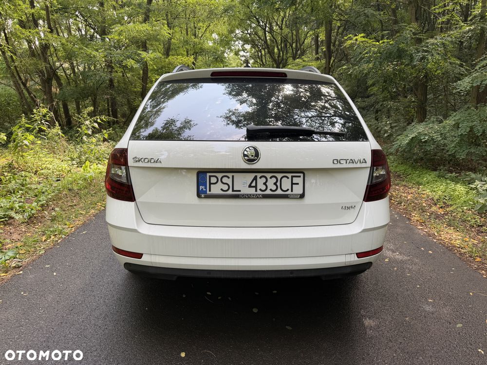 Skoda Octavia 2.0 TDI 4x4 Style DSG - 4