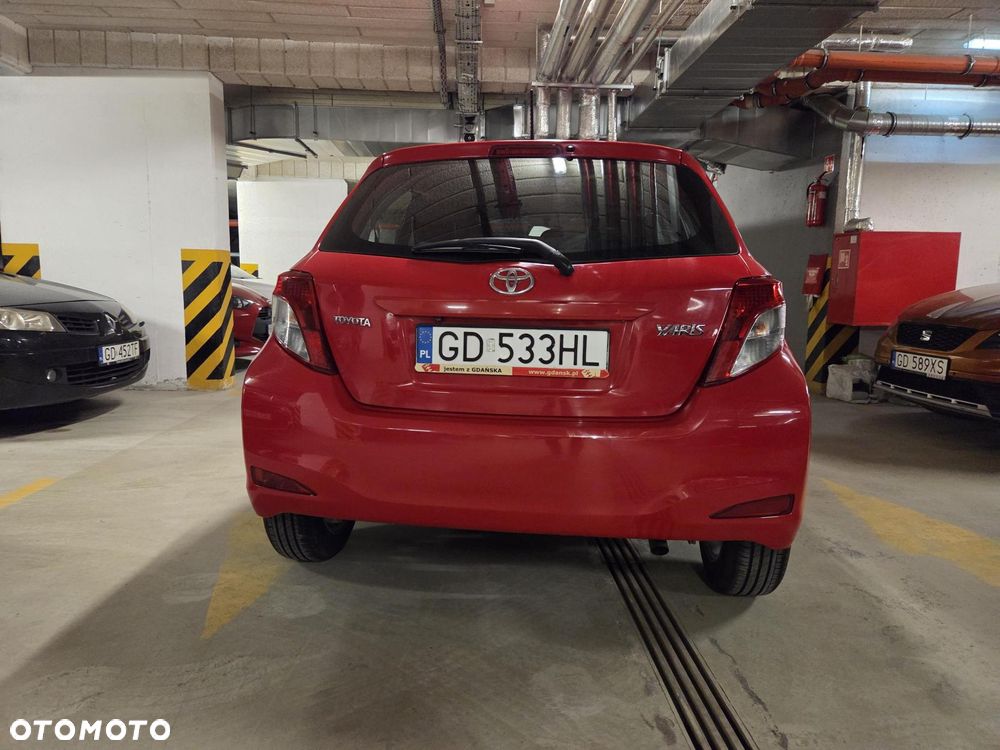 Toyota Yaris 1.33 Premium - 5