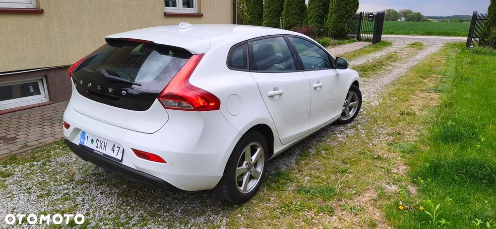 Volvo V40 - 22