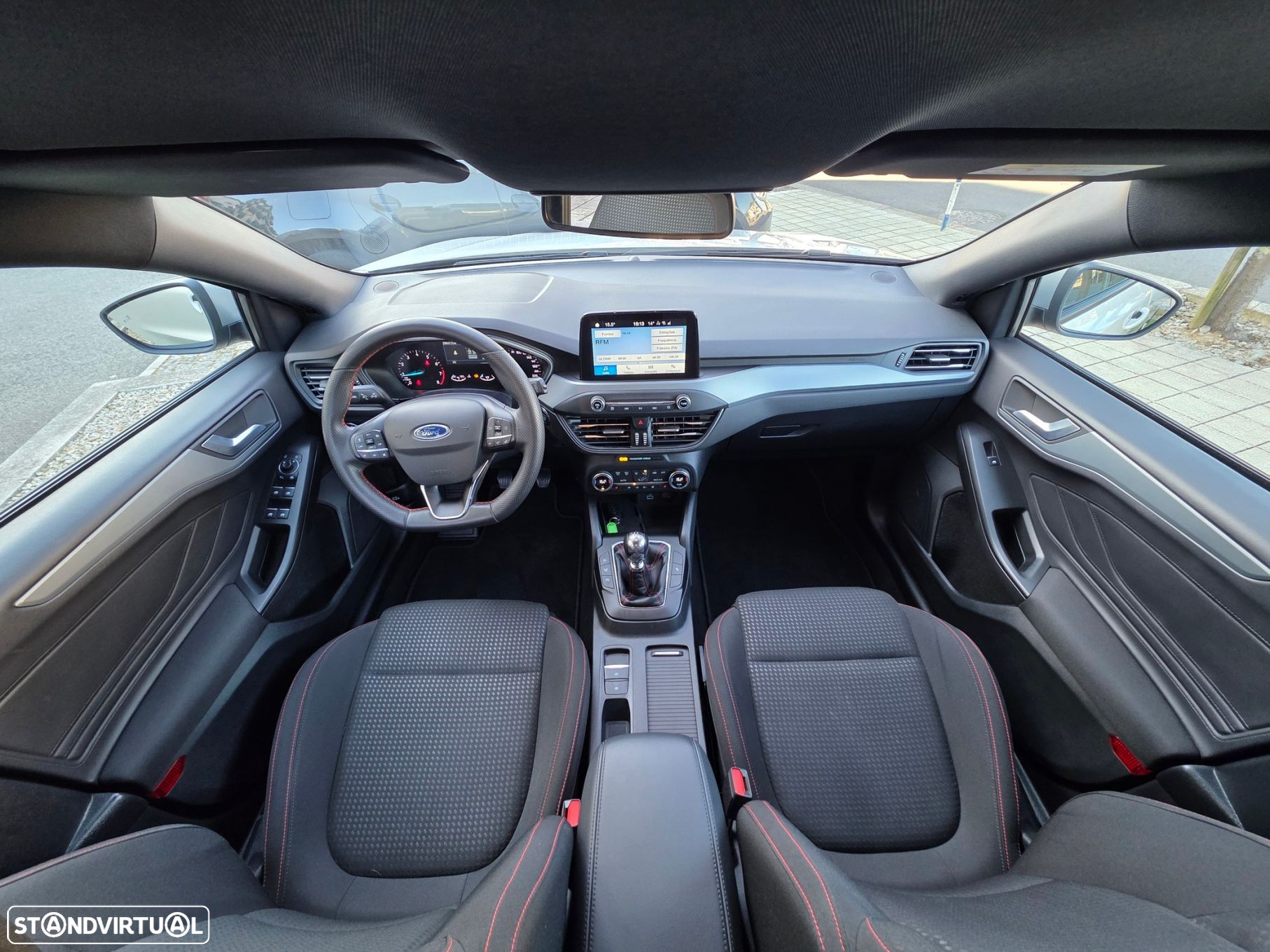 Ford Focus SW 1.0 EcoBoost MHEV ST-Line - 16