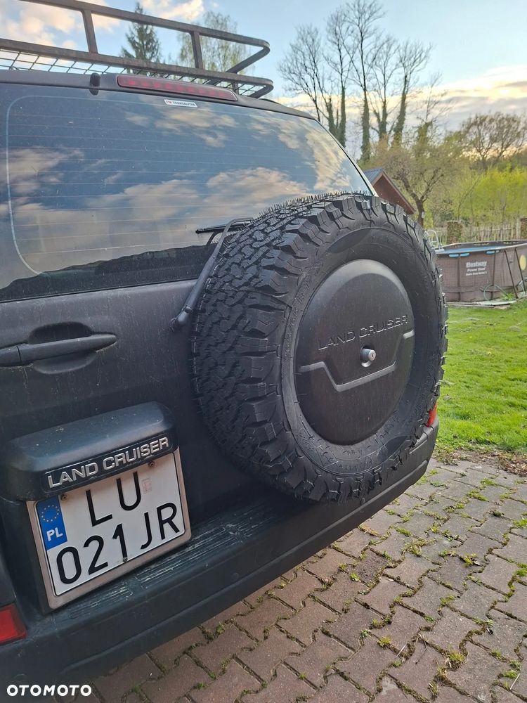 Toyota Land Cruiser - 7
