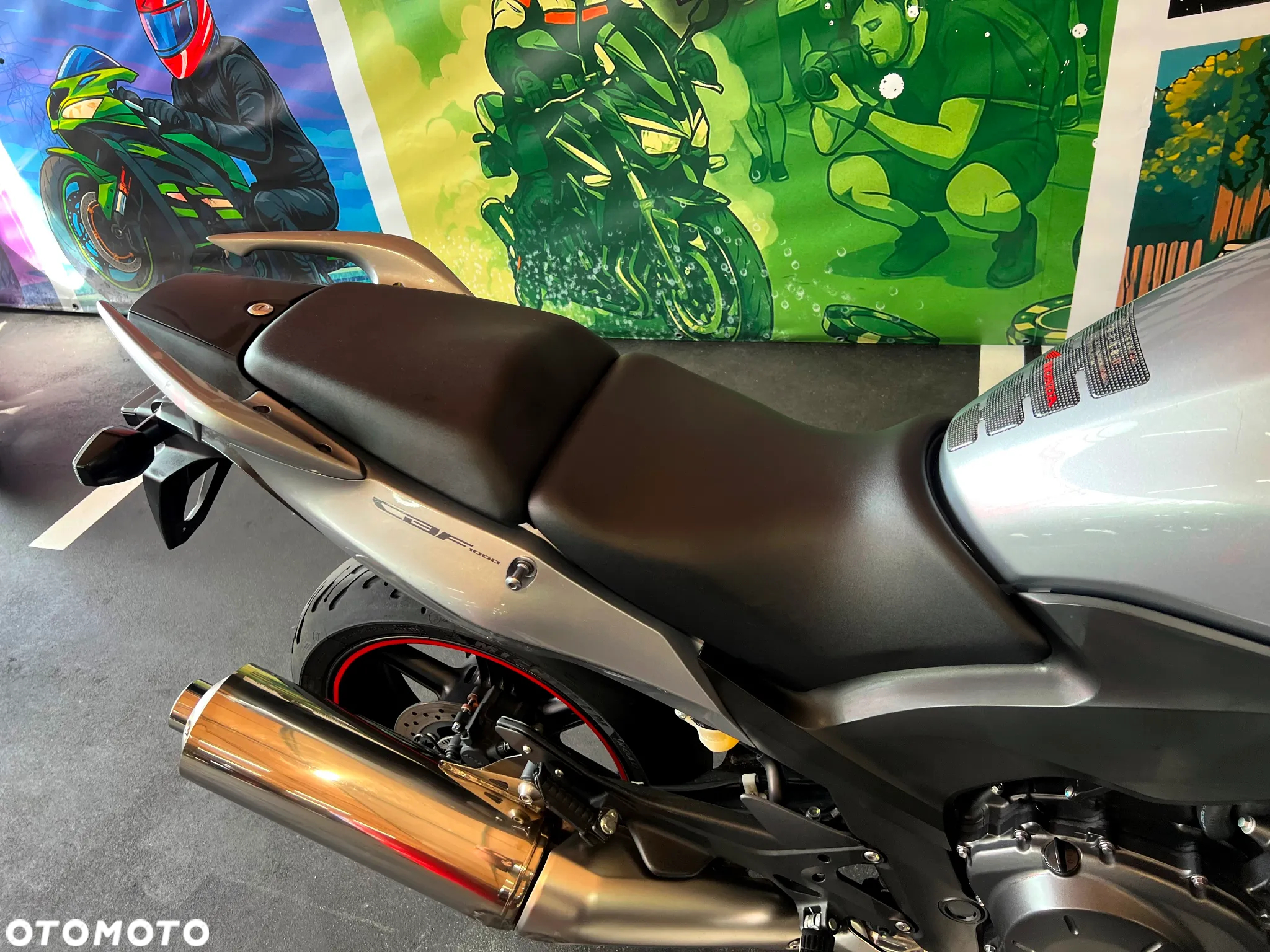 Honda CBF - 10