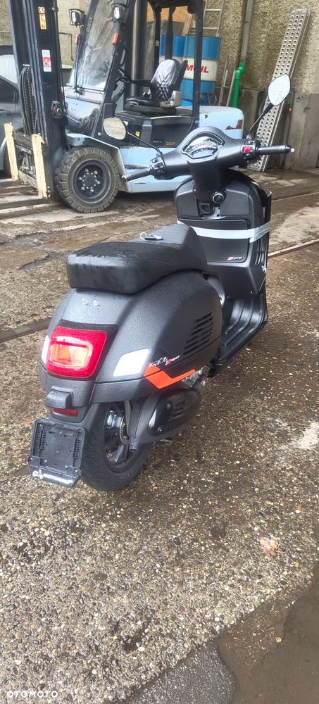 Vespa GTS - 14