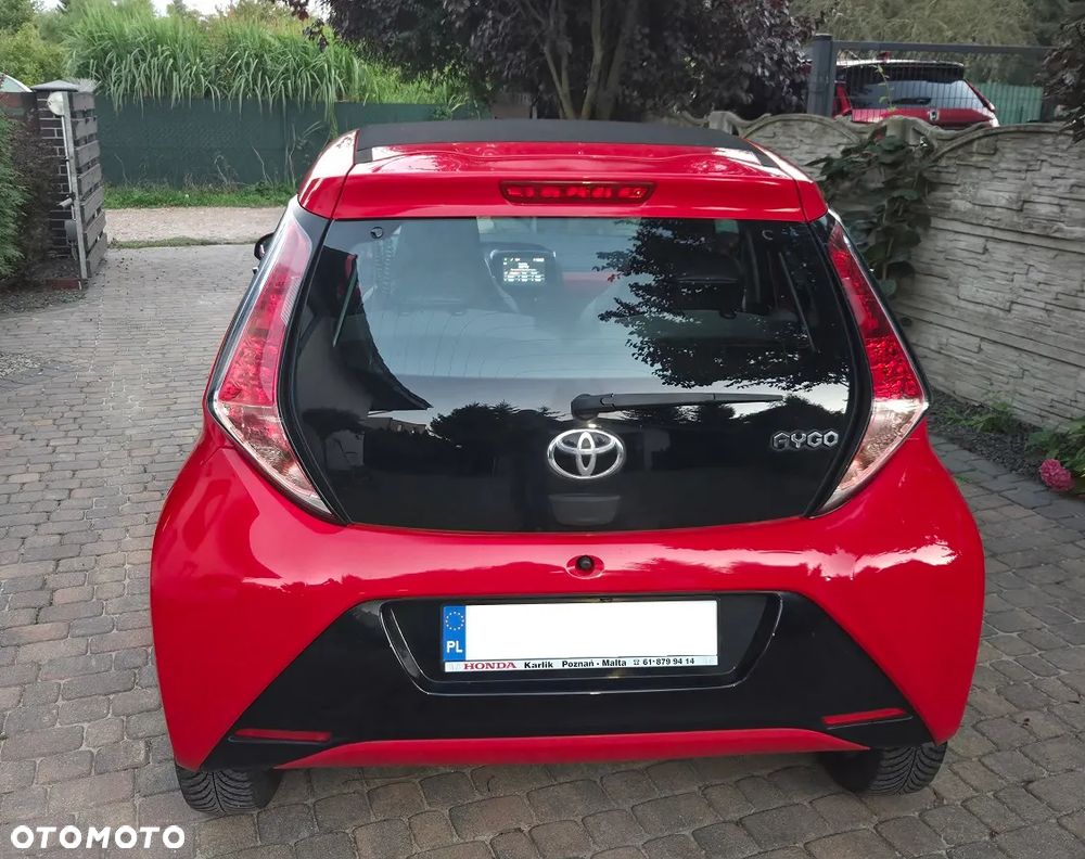 Toyota Aygo x-play touch - 6