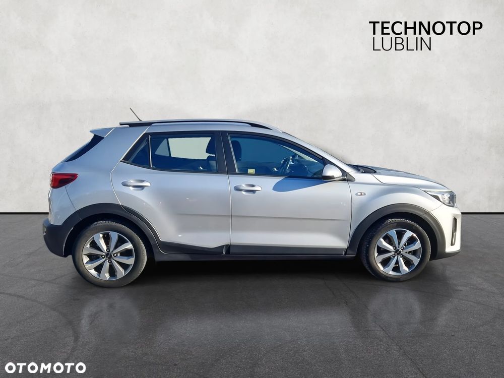 Kia Stonic 2023 photo 4