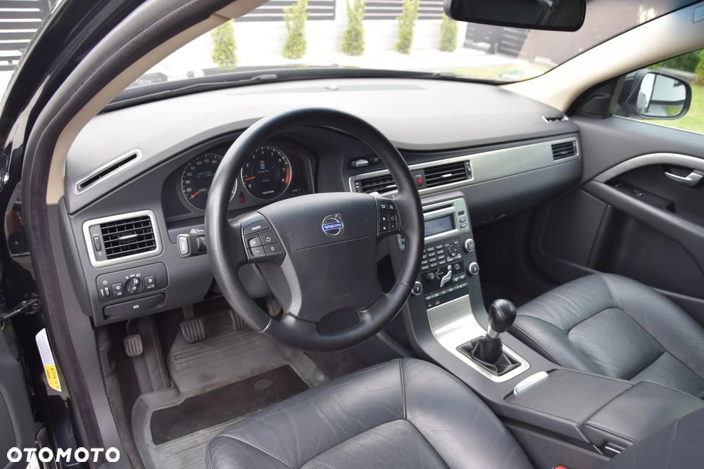 Volvo S80 2.5T Momentum - 23