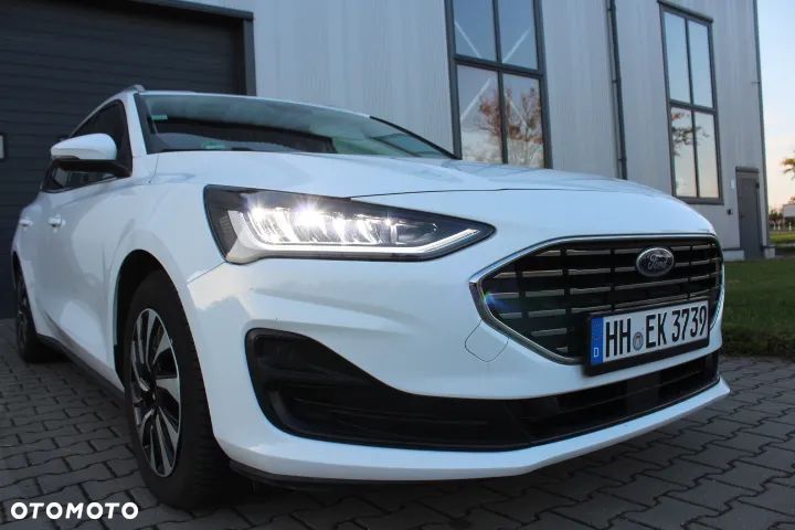 Ford Focus 1.0 EcoBoost Hybrid TITANIUM DESIGN - 11