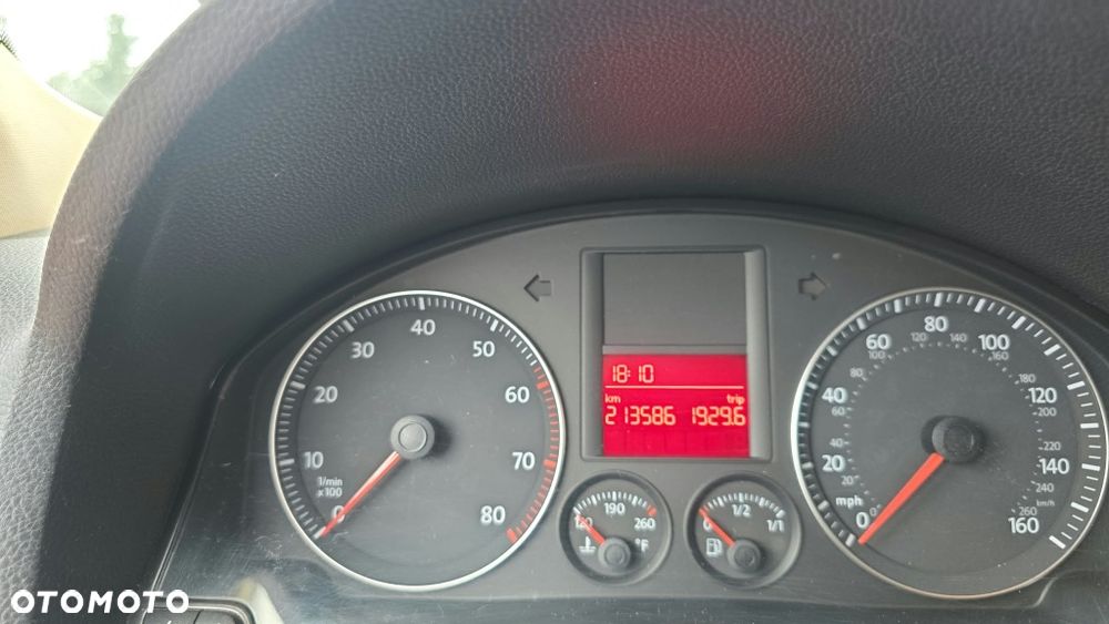 Volkswagen Jetta - 7