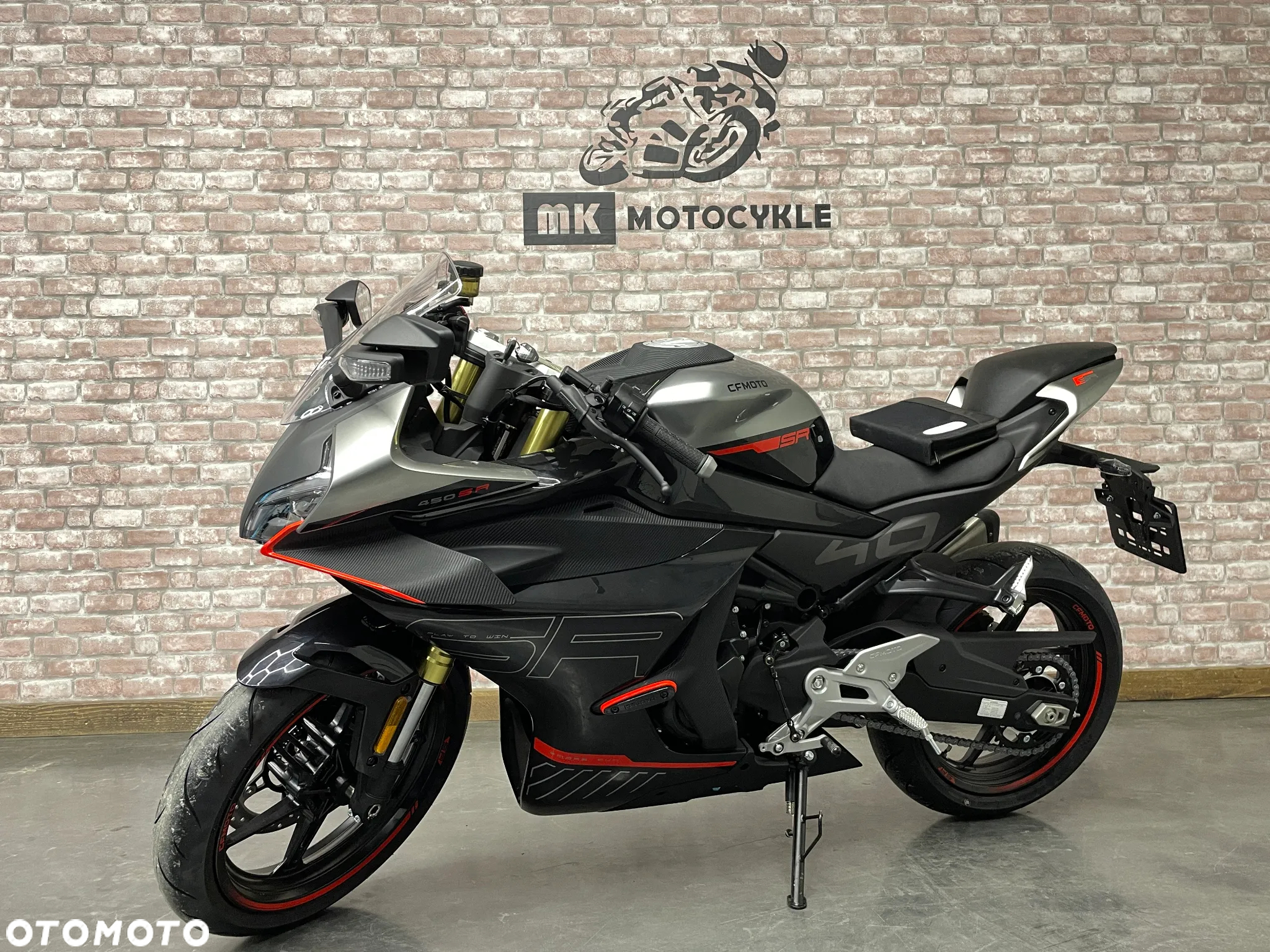 CFMoto SR - 3