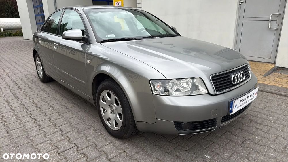Audi A4 B6 2003 photo 2
