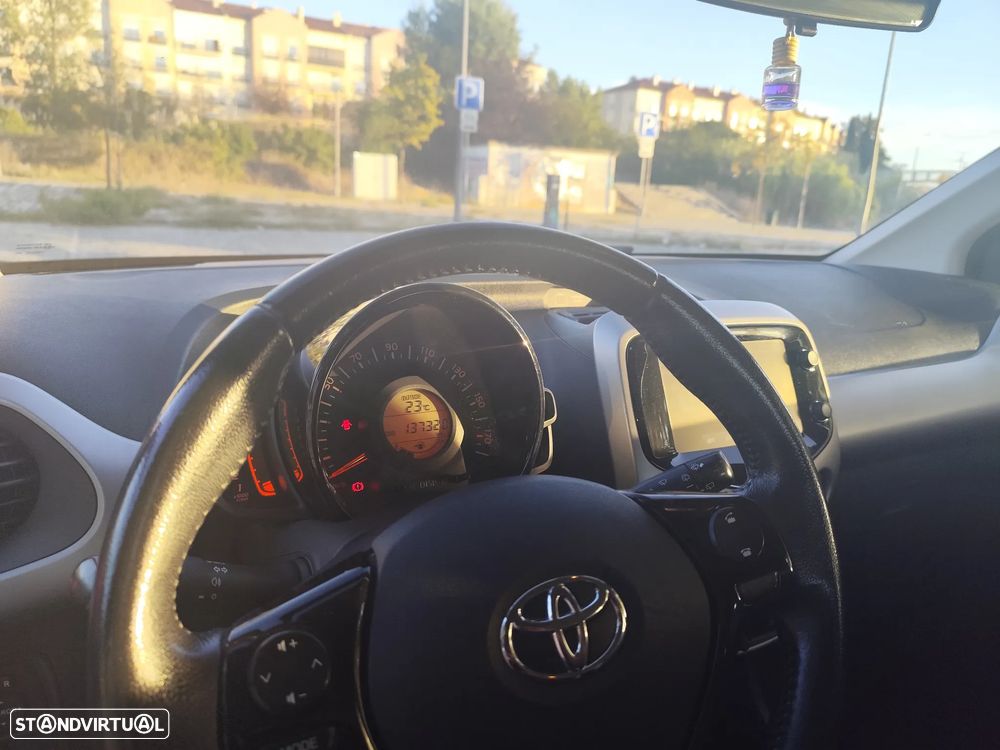 Toyota Aygo X - 25