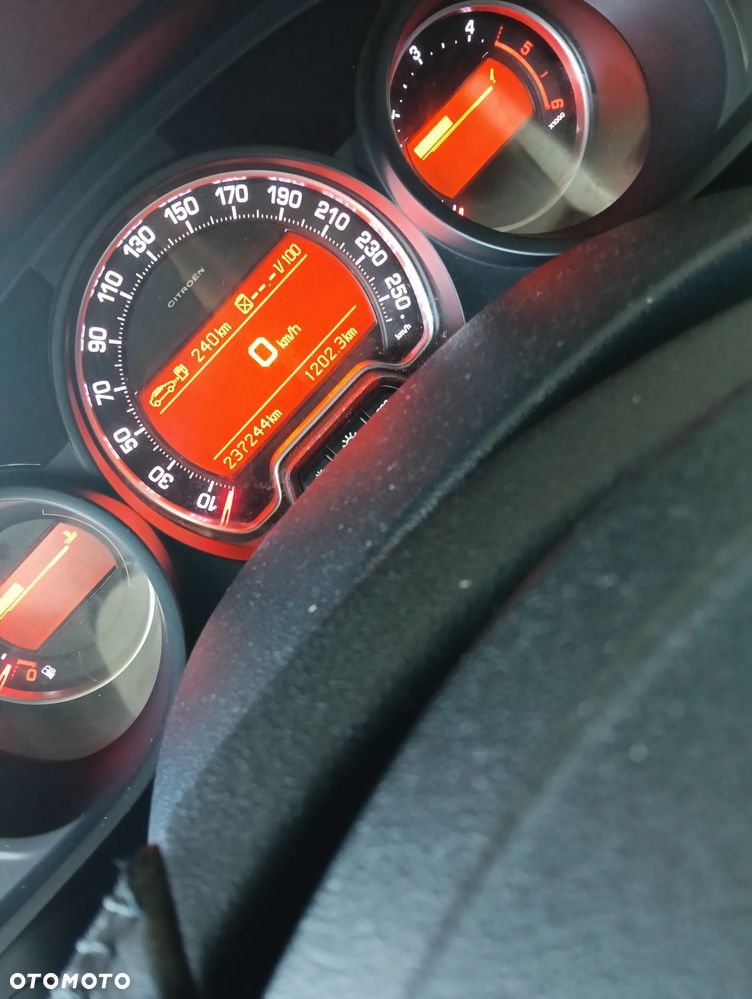 Citroën C5 1.6 HDi Dynamique - 6
