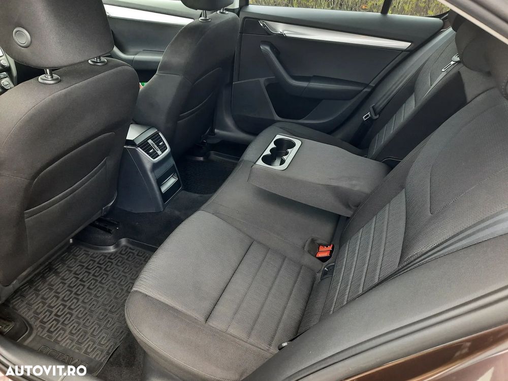 Skoda Octavia - 19