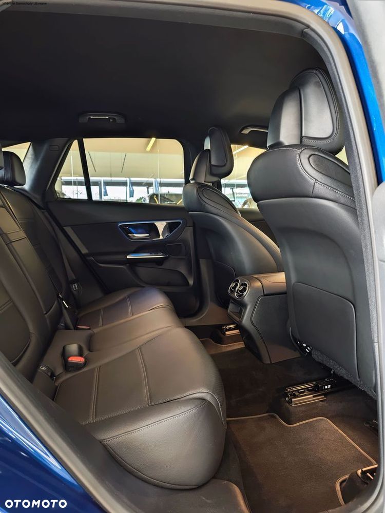 Mercedes-Benz GLC 2025
