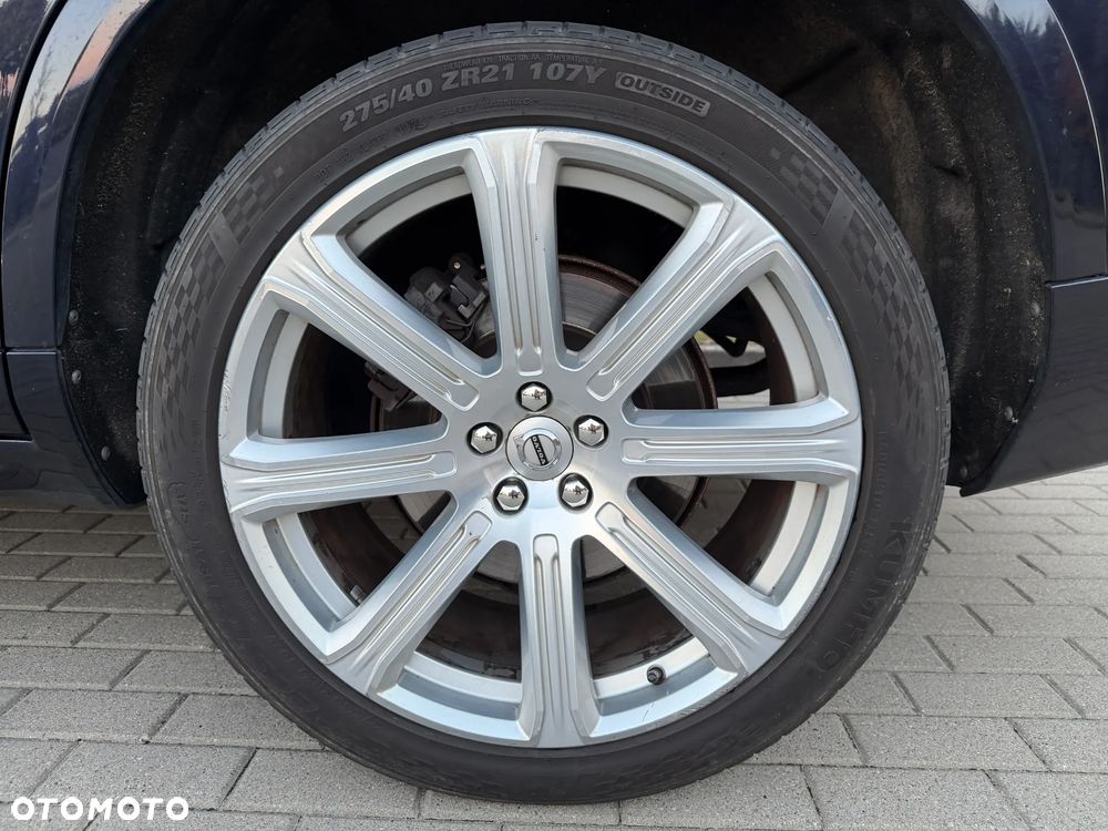 Volvo XC 90 - 32