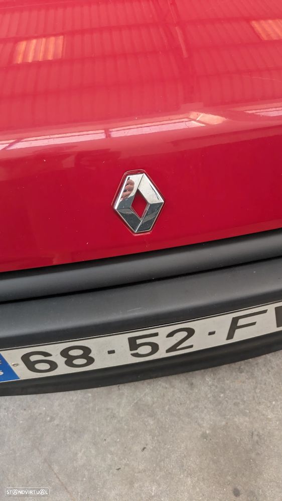 Renault Clio 1.2 RT - 3