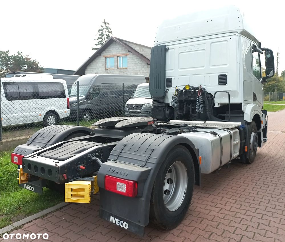Iveco S-Way - 13