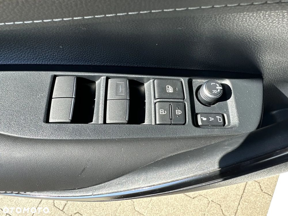 Toyota Corolla - 21