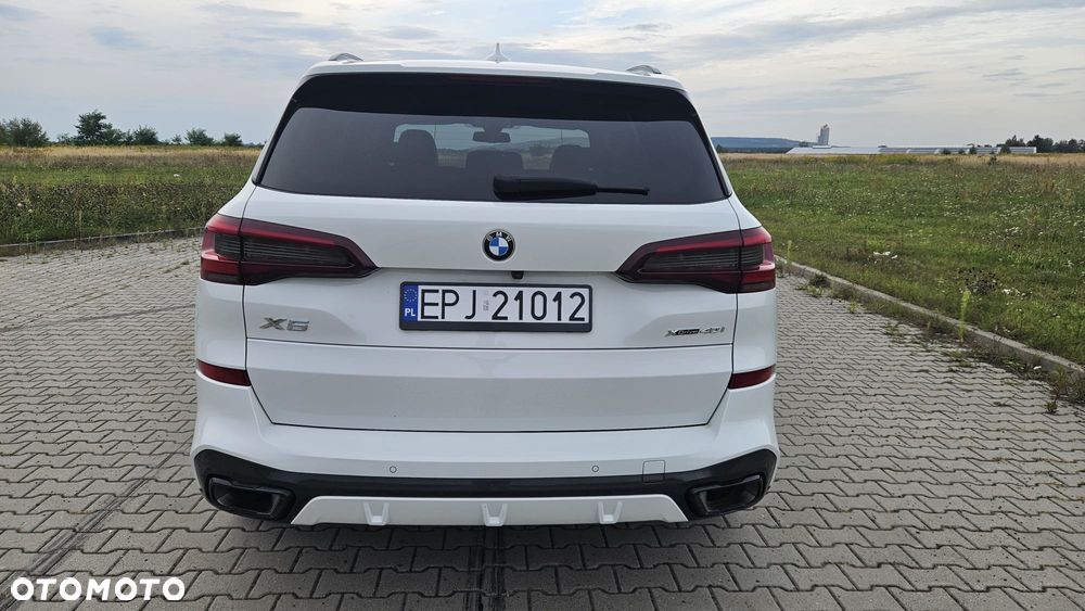 BMW X5 xDrive40i sport - 4