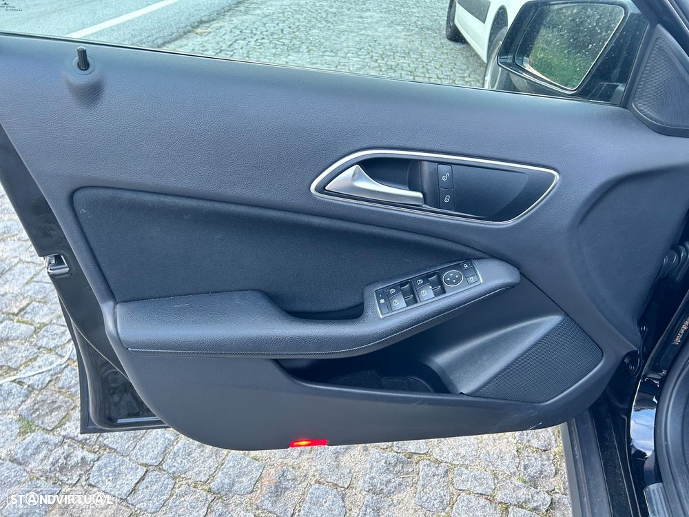 Mercedes-Benz GLA 180 (CDI) d 7G-DCT AMG Line - 3