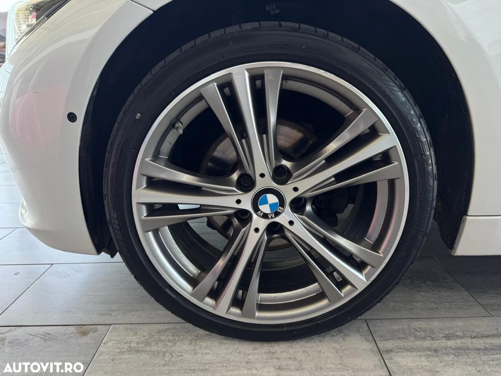 BMW Seria 3 320d Touring xDrive Aut. Luxury Line - 26