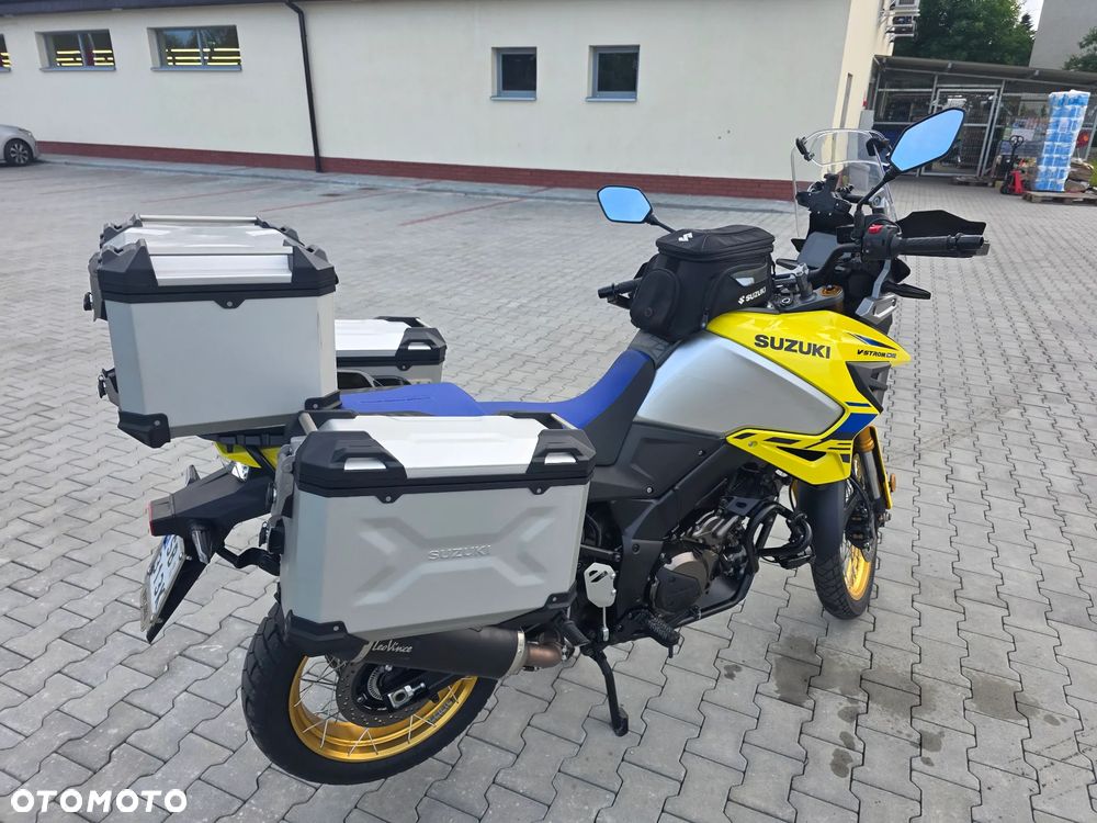 Suzuki V-STROM - 4