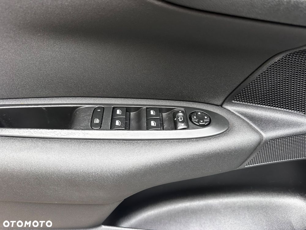 Citroën C4 VTi 120 Exclusive - 38