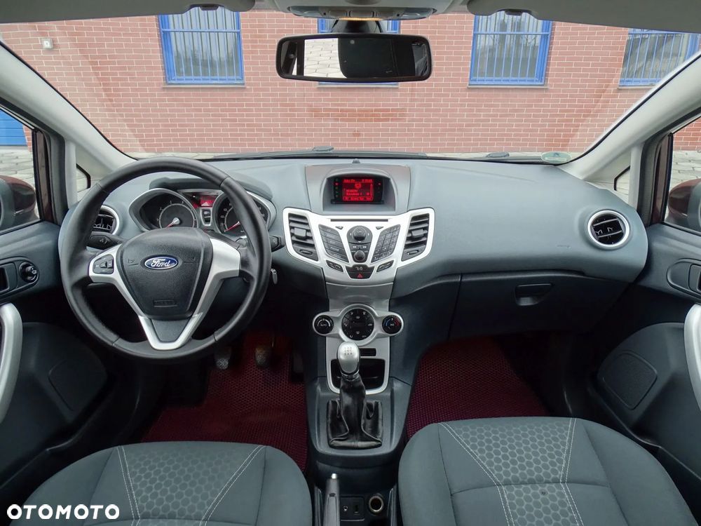 Ford Fiesta 1.4 Platinium X - 8