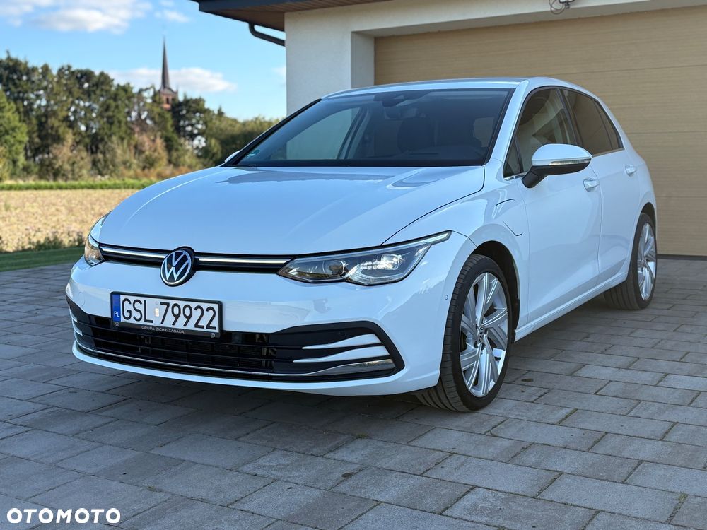 Volkswagen Golf VIII 1.4 TSI Plug-In Hybrid Style DSG - 1
