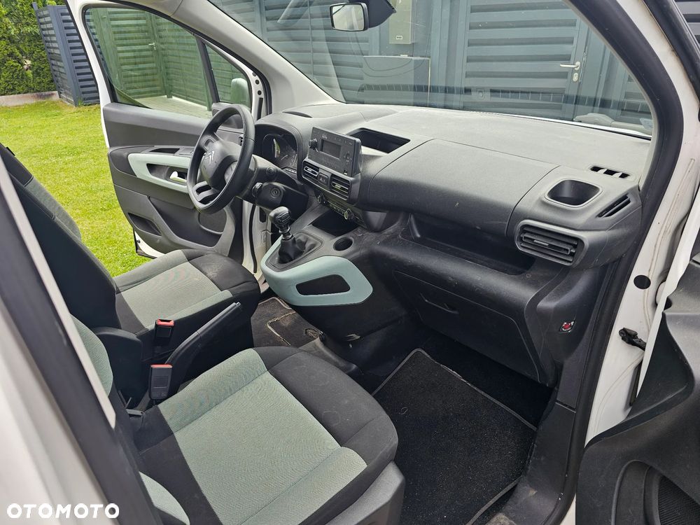Citroën Berlingo XL 1.2 PureTech Feel S&S (7-os.) - 9