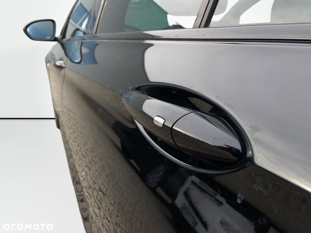 Opel Insignia 2.0 T Business Edition S&S - 34
