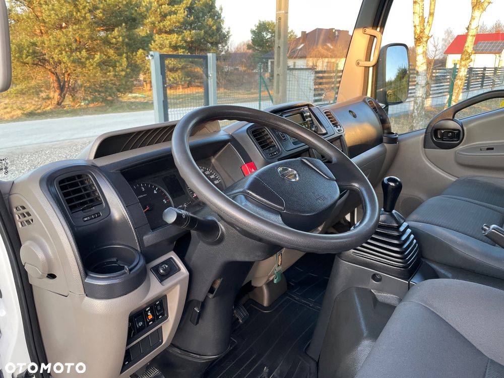 Nissan Cabstar NT400 - 37