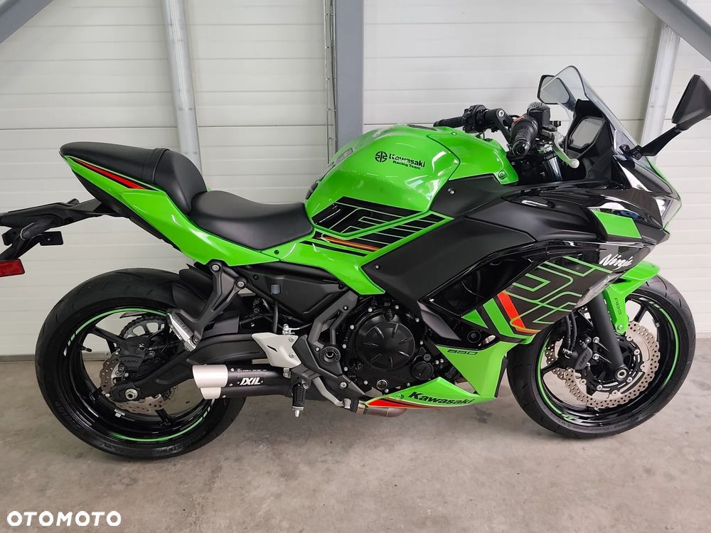 Kawasaki Ninja - 16