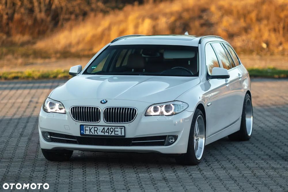 BMW Seria 5 520d Sport-Aut - 3