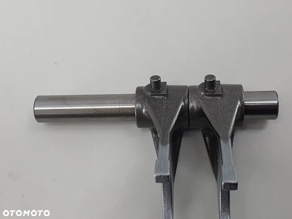 SKRZYNIA BIEGOW WALEK TRYB WODZIK  KTM DUKE 125 - 17