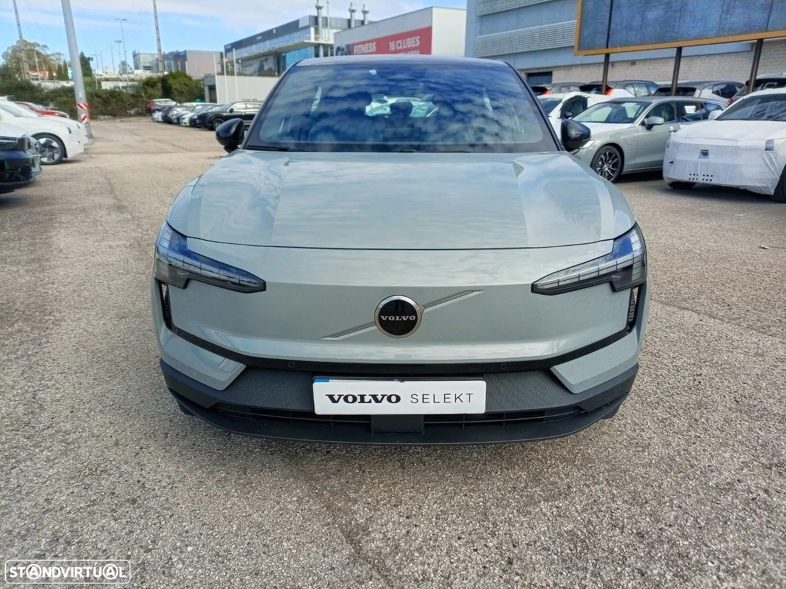 Volvo EX30 69 kWh Single Motor Extended Range Plus - 16
