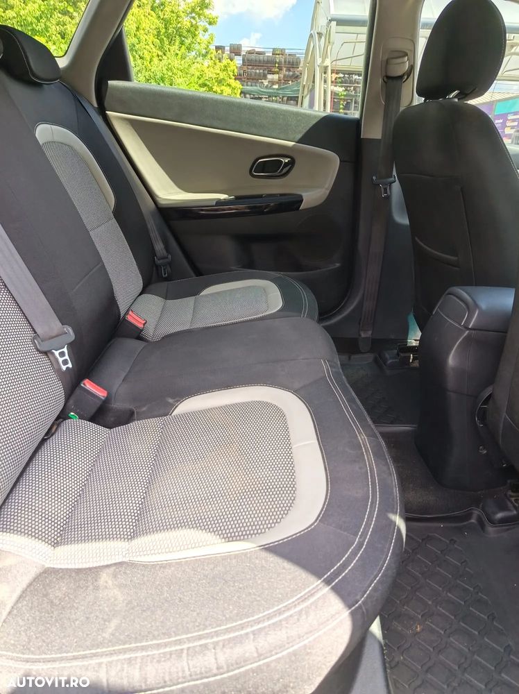 Kia Ceed 1.6 CRDi 136 ISG Spirit - 7