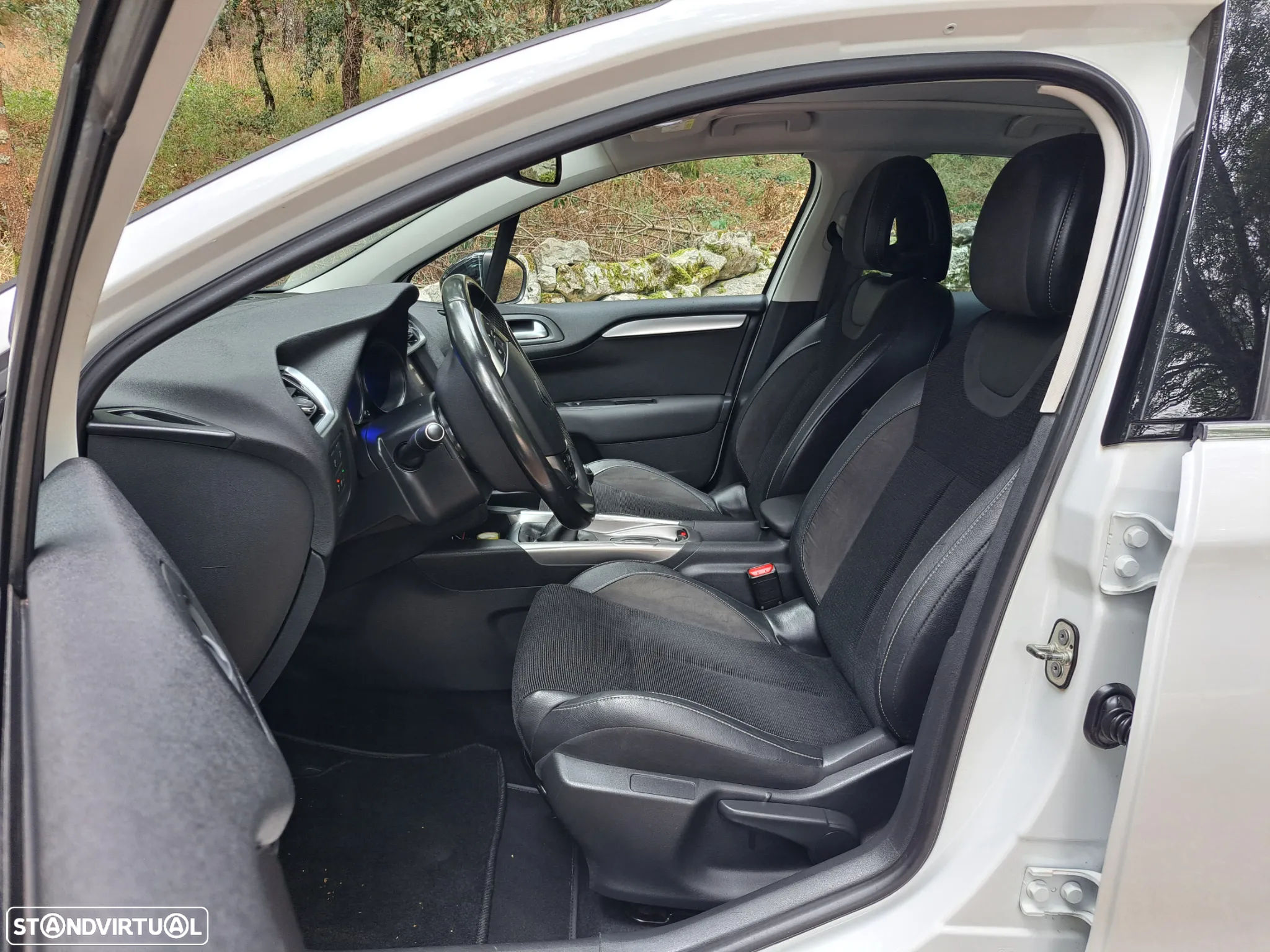 Citroën C4 1.2 PureTech Feel Edition - 13