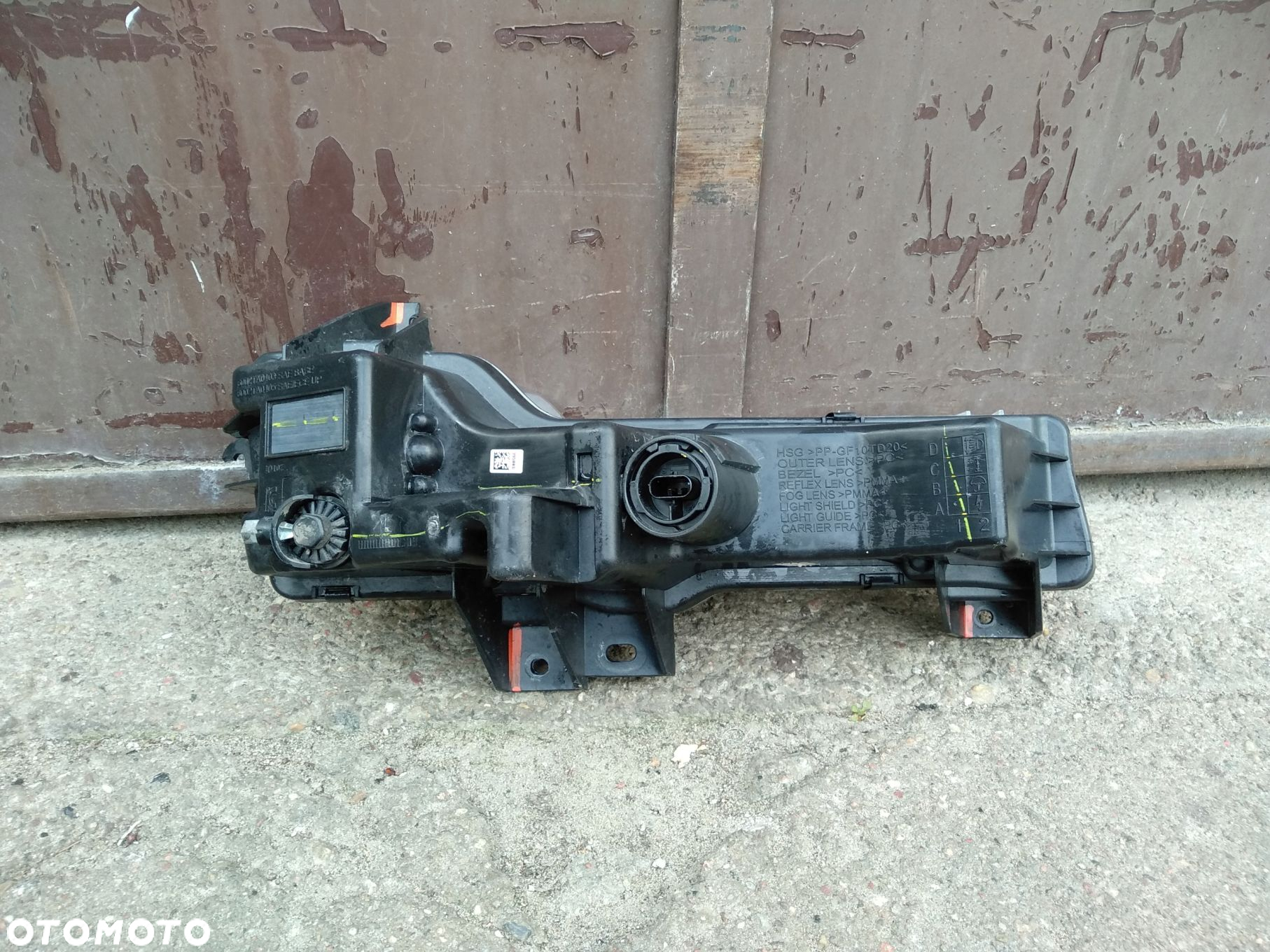 Halogen LED lewy Tesla 3 1077395-00-D - 6