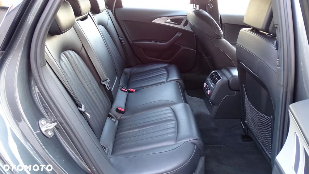 Audi A6 Avant 3.0 TDI quattro S tronic - 17