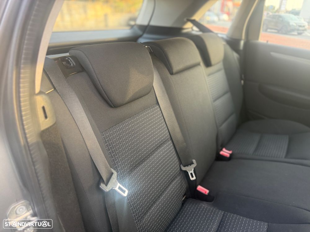 Mercedes-Benz B 180 CDi - 22