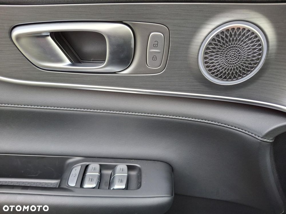 Chery Tiggo 8 - 32