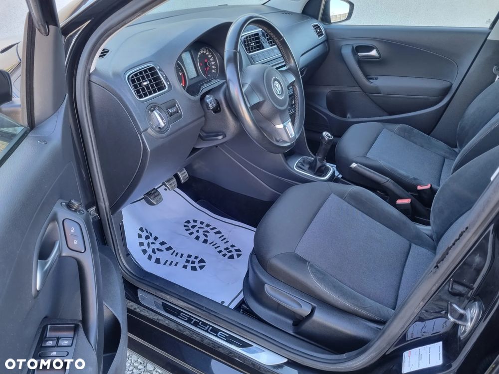 Volkswagen Polo - 7