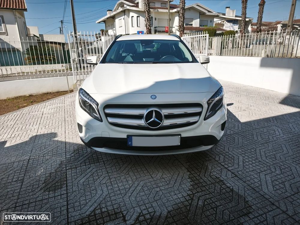 Mercedes-Benz GLA 180 (CDI) d Urban - 3