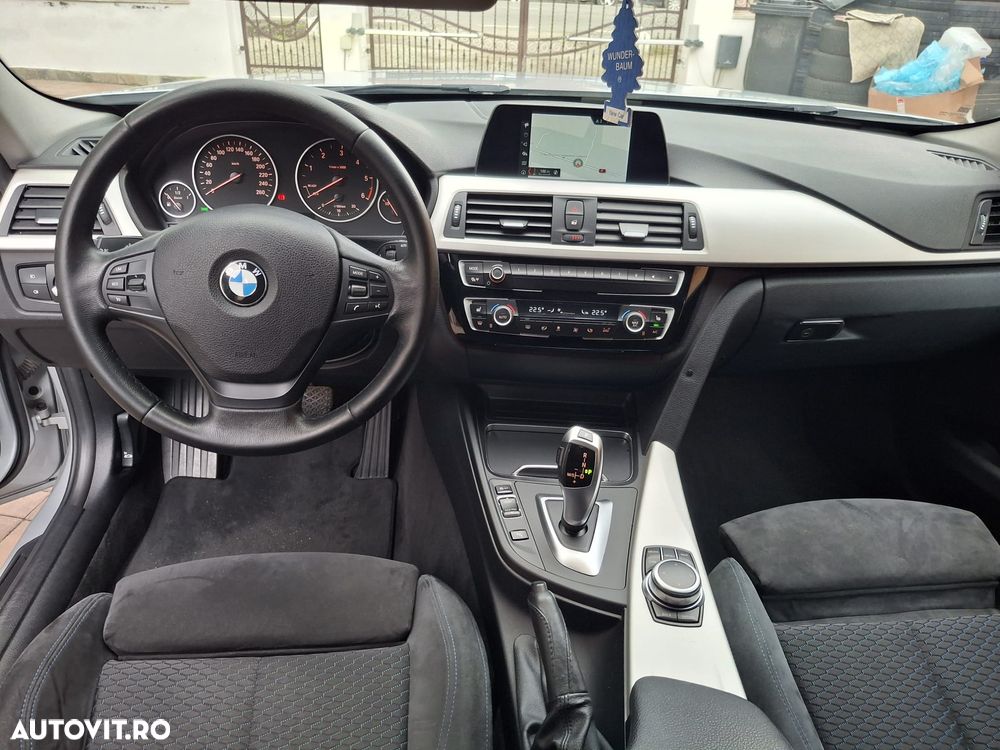 BMW Seria 3 320d Aut. Sport Line - 9